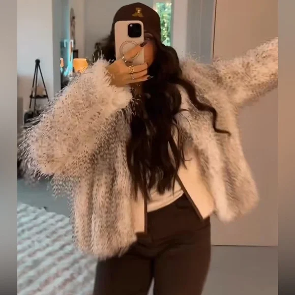 ZARA SHORT FAUX FUR COAT - Picture 12 of 16